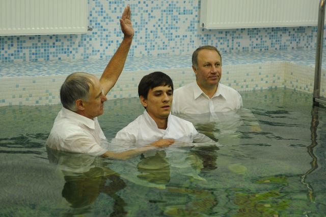Водне хрещення - радісна подія в церкві, фото 15