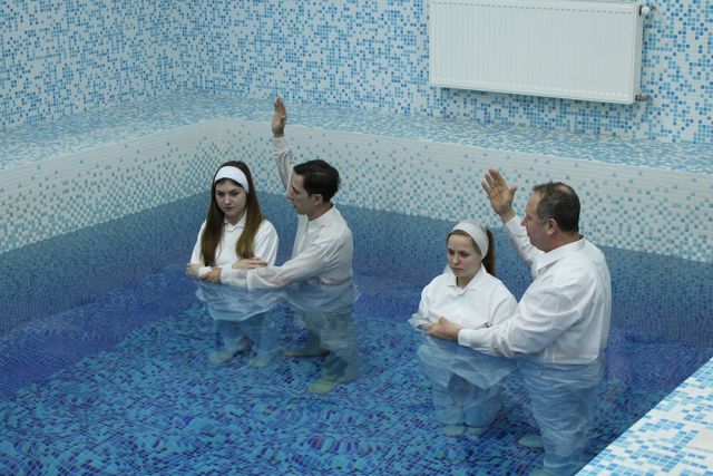 Водне хрещення в церкві Благодать, фото 6