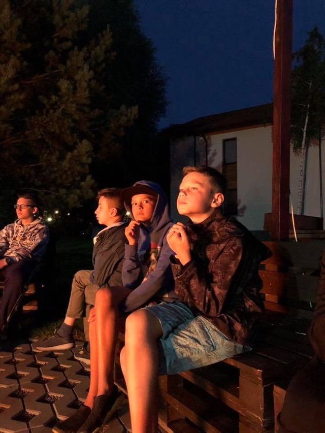Близько 60 дітей відпочивають в таборі Insta Camp в фастівському районі в мальовничому місці серед лісу на березі чудового озера з командою наставників з церкви Благодать!, фото 31